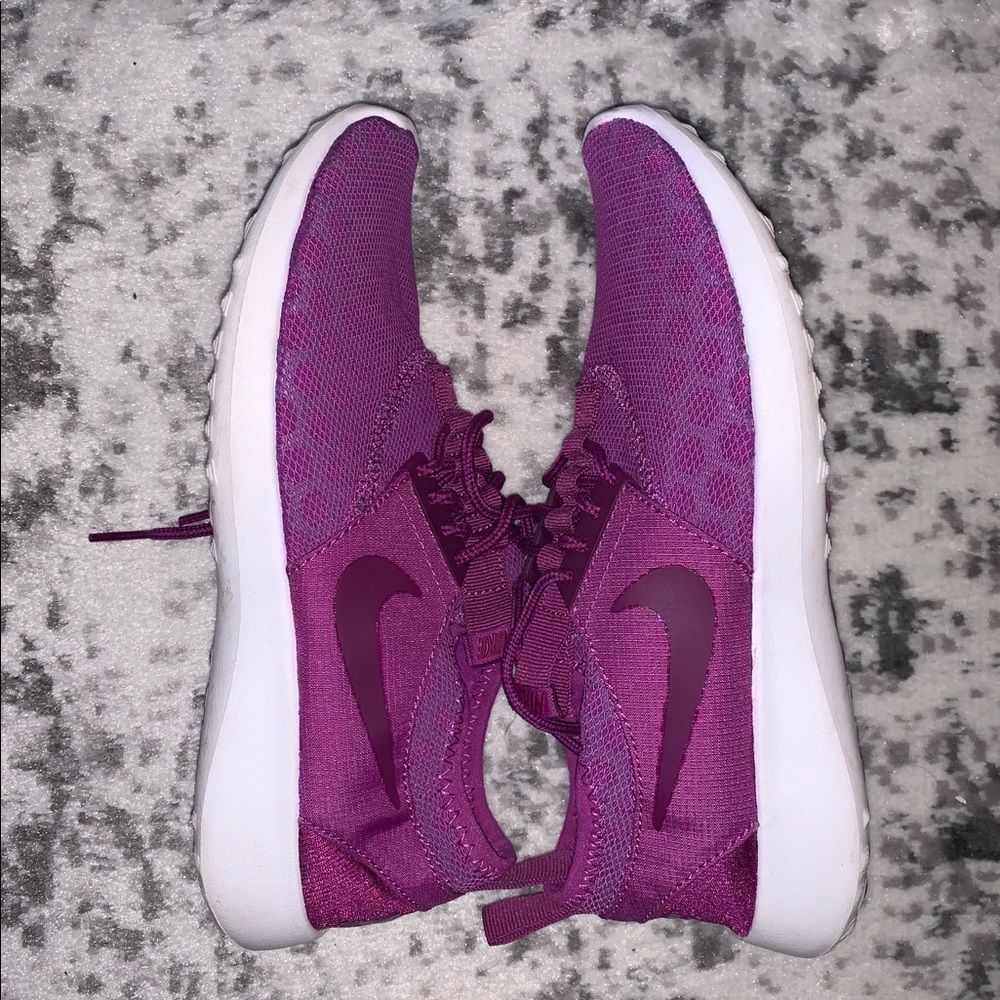 NIKE shoes 👟